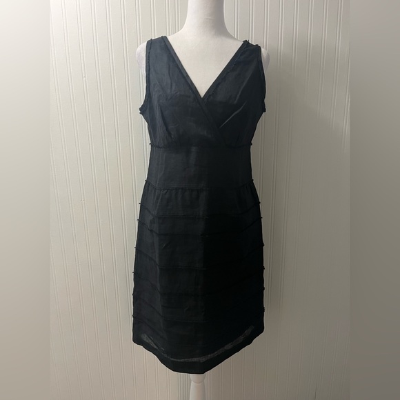 Talbots Dresses & Skirts - Talbots Black V-Neck Sleeveless Linen Dress